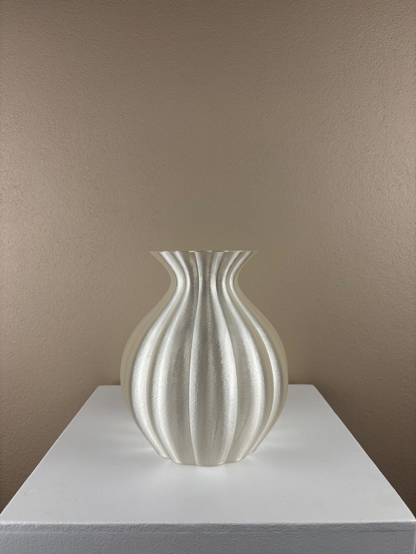 Pearl vase
