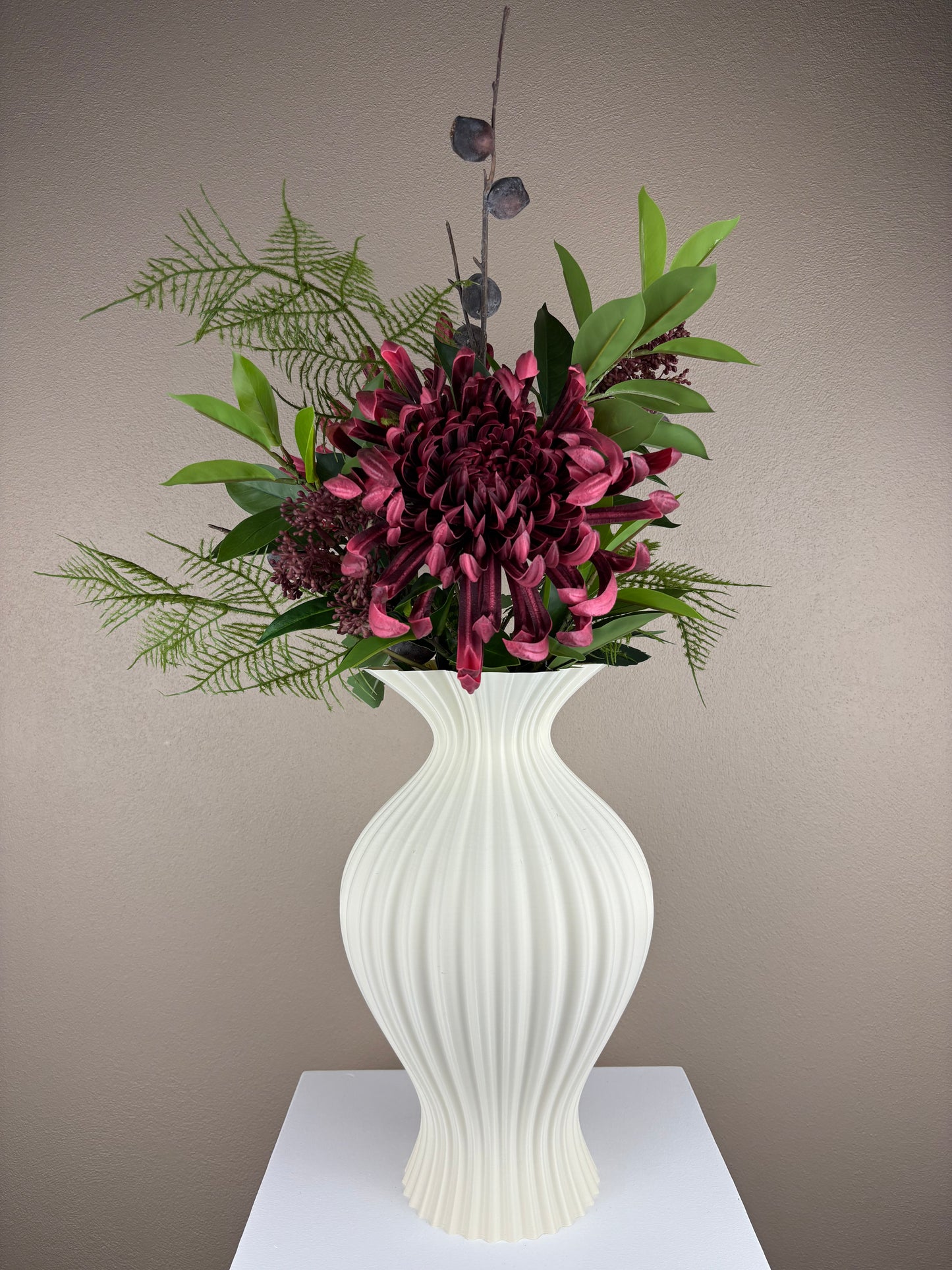 Clover Vase